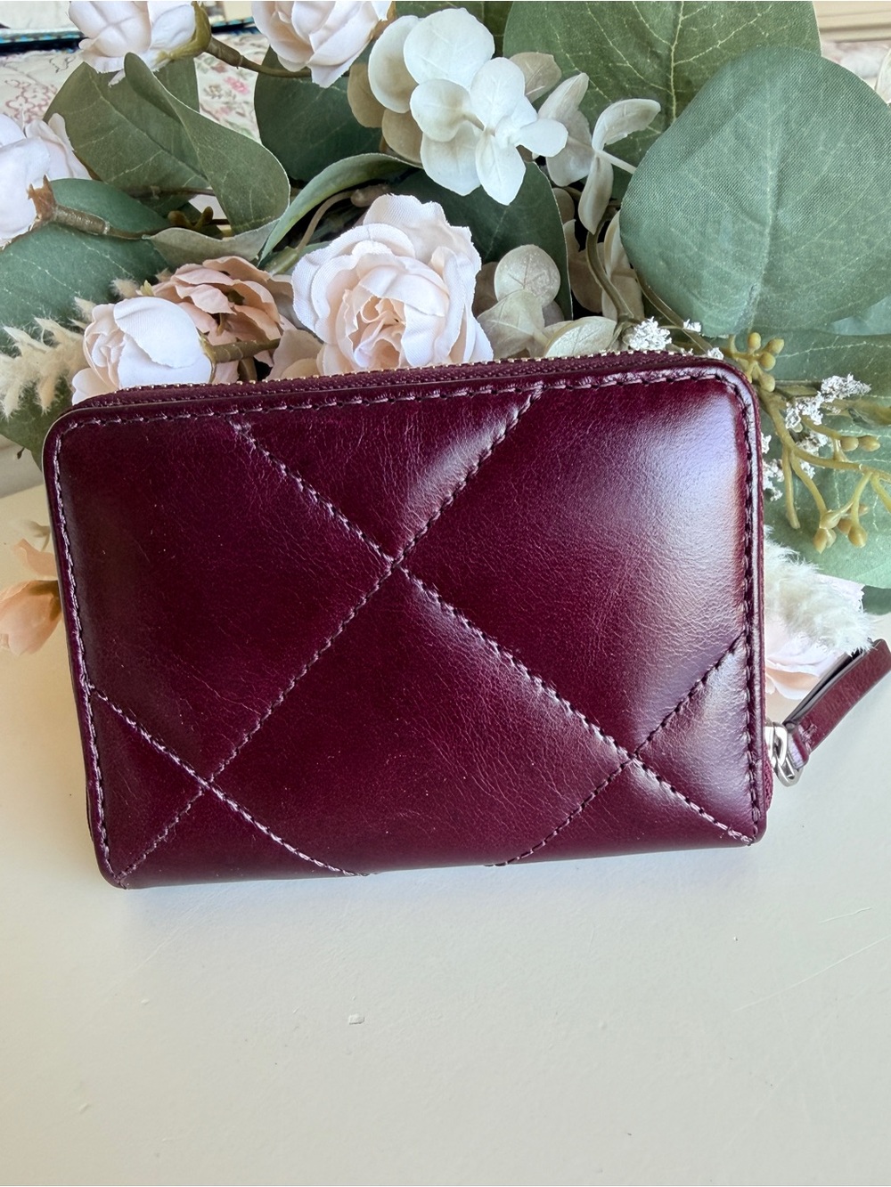 TORY BURCH Kira Diamond Quilt Small Zip Around Wallet BNWT - Picture 5 of 10